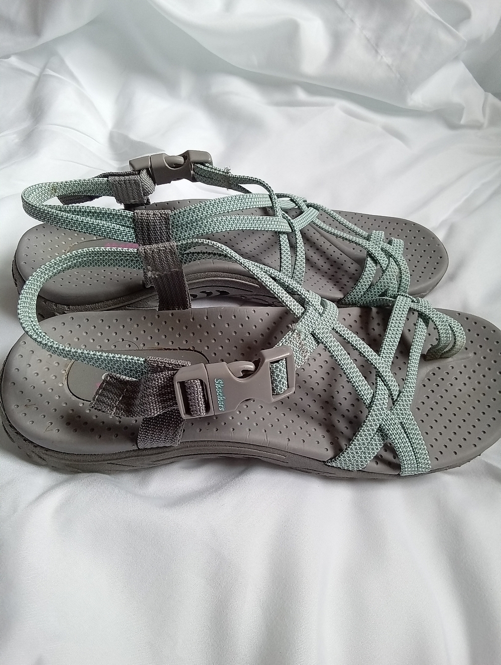 Skechers Women's Gray Sandals with Mint Green Straps - Picture 2 of 6